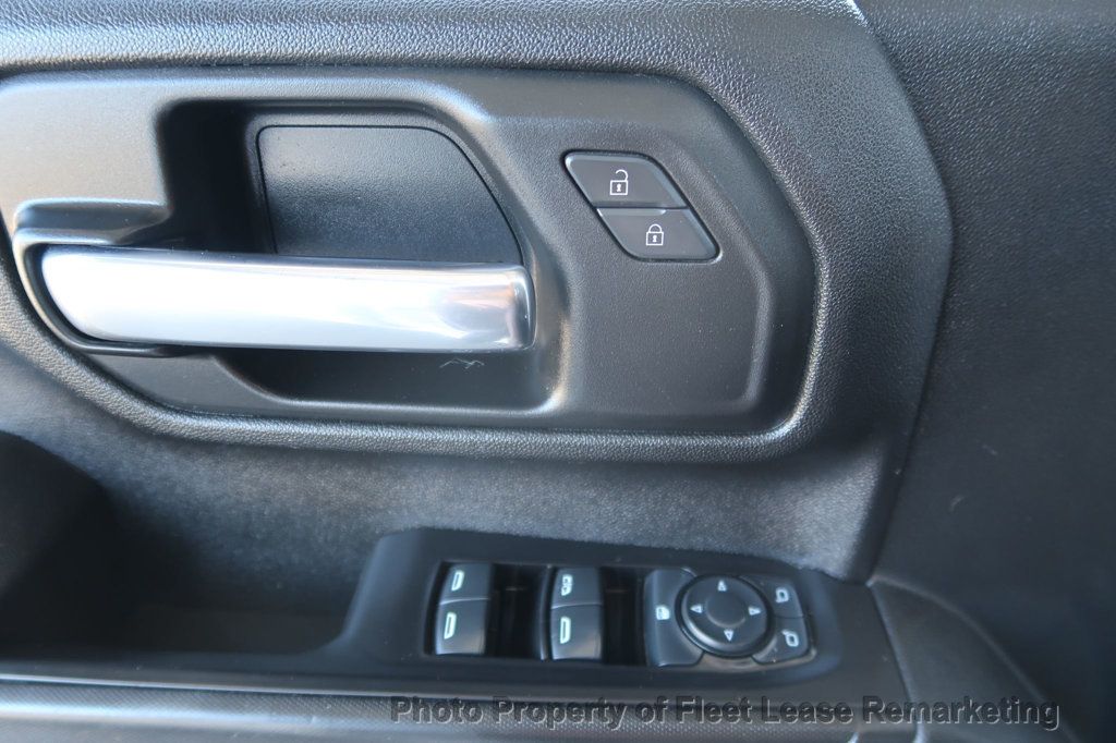 2021 Chevrolet Silverado 2500HD Silverado 2500 4WD Crew Cab Utility - 22972635 - 36