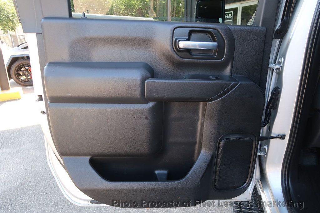 2021 Chevrolet Silverado 2500HD Silverado 2500 Crew Cab Utility SWB - 23048533 - 16