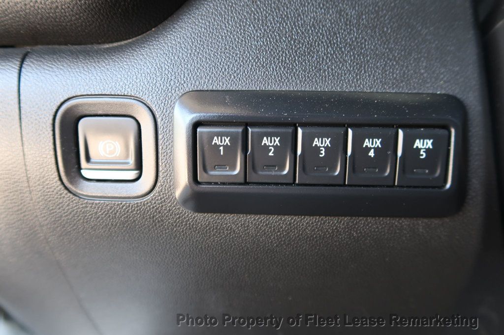 2021 Chevrolet Silverado 2500HD Silverado 2500HD 4WD Crew Cab LWB - 23014378 - 32