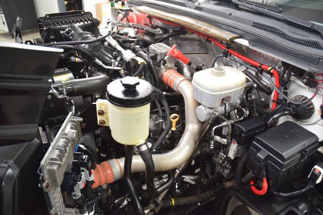 2021 Chevrolet Silverado 5500HD Work Truck - 23051877 - 18