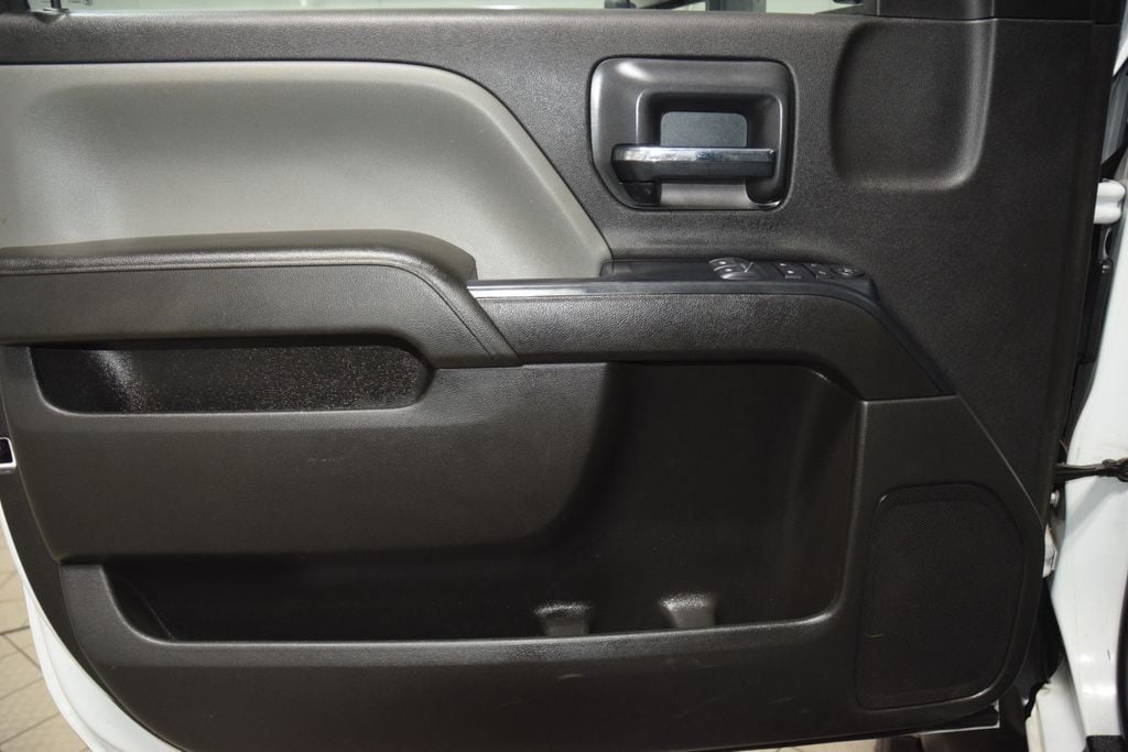 2021 Chevrolet Silverado 5500HD Work Truck - 23051877 - 29