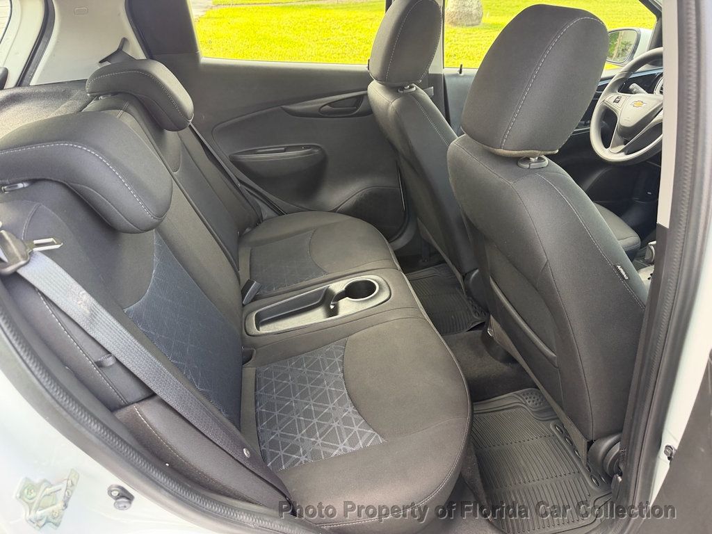 2021 Chevrolet Spark 4-Door Hatchback 1LT - 22938823 - 41