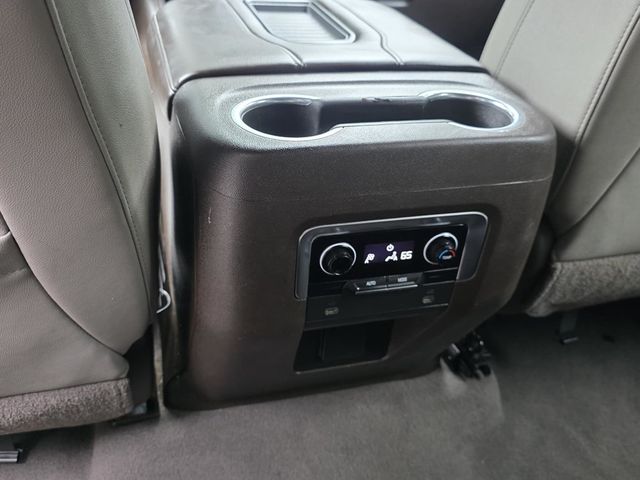 2021 Chevrolet Suburban 2WD 4dr LT - 23033599 - 9