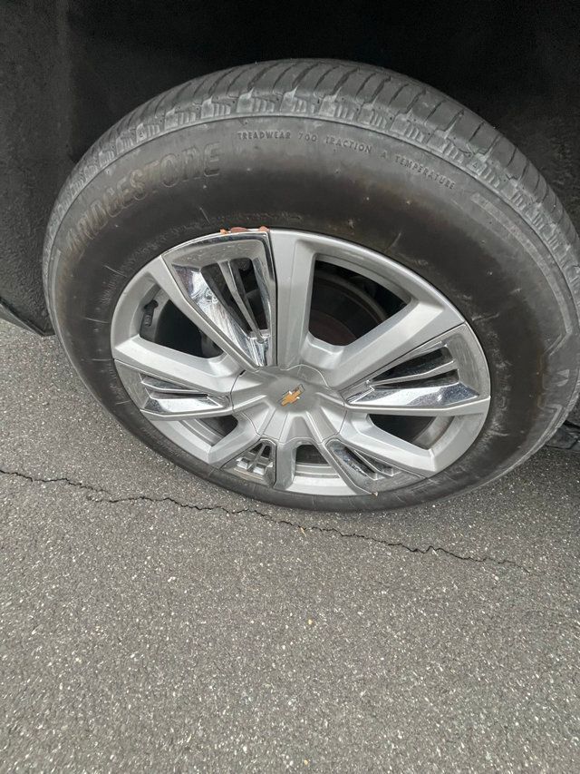 2021 Chevrolet Suburban 4WD 4dr High Country - 22949594 - 11