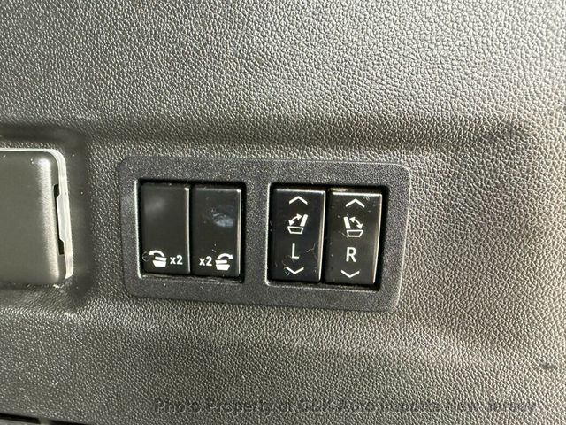 2021 Chevrolet Suburban 4WD 4dr High Country - 23052234 - 17