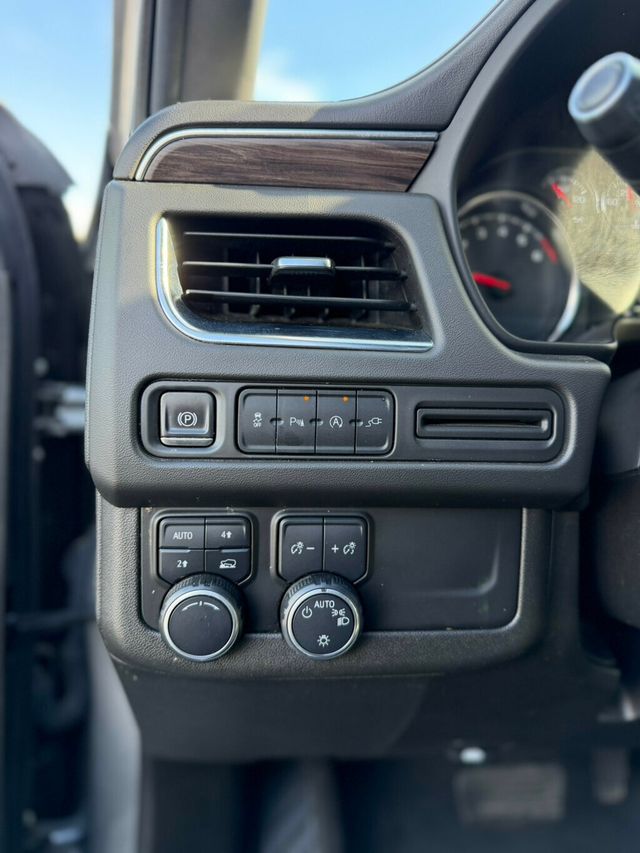 2021 Chevrolet Suburban 4WD 4dr LT - 23046305 - 19