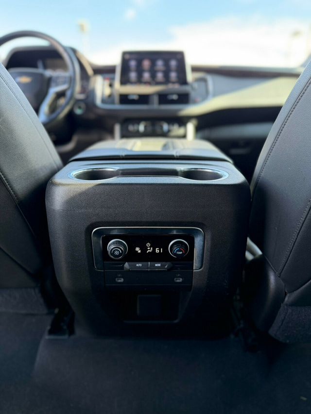 2021 Chevrolet Suburban 4WD 4dr LT - 23046305 - 21