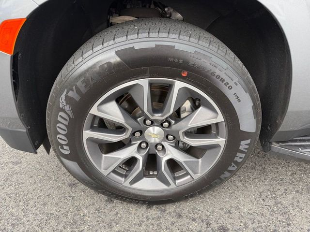 2021 Chevrolet Suburban 4WD 4dr LT - 23078668 - 9