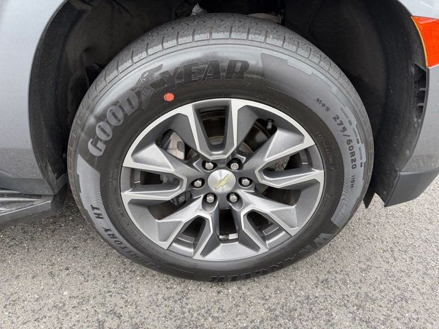 2021 Chevrolet Suburban 4WD 4dr LT - 23078668 - 8
