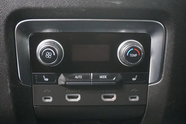 2021 Chevrolet Suburban 4WD 4dr Premier - 23037331 - 13