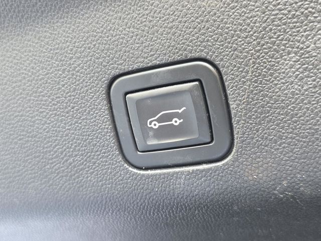 2021 Chevrolet Suburban 4WD 4dr Z71 - 23066922 - 11