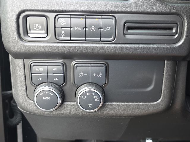 2021 Chevrolet Suburban 4WD 4dr Z71 - 23066922 - 24