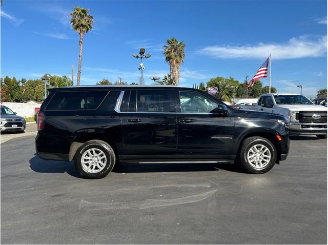 2021 Chevrolet Suburban LT 4WD LEATHER PACKAGE BACK UP CAM 1 OWNER CLEAN - 22993411 - 3