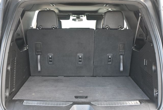 2021 Chevrolet Suburban RST - 23064051 - 17