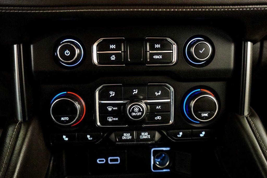 2021 Chevrolet Tahoe LT photo 38