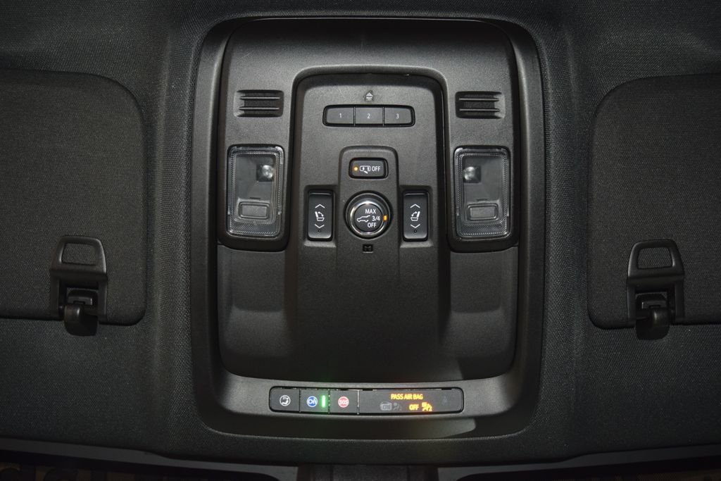 2021 Chevrolet Tahoe 4WD 4dr Premier - 23027606 - 50