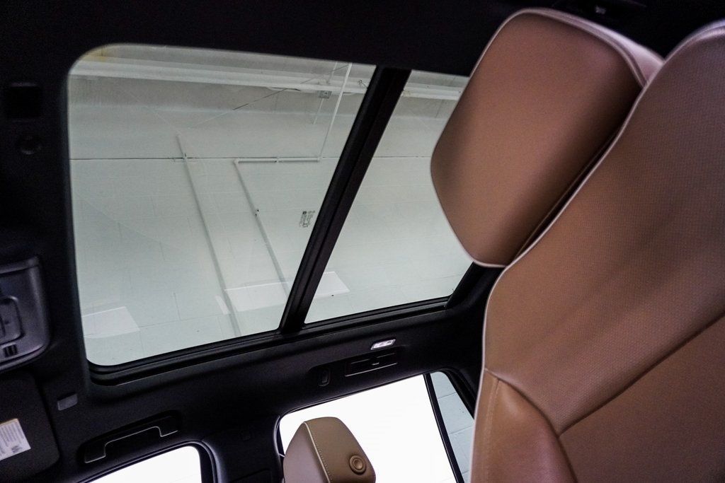 2021 Chevrolet Tahoe Premier photo 19