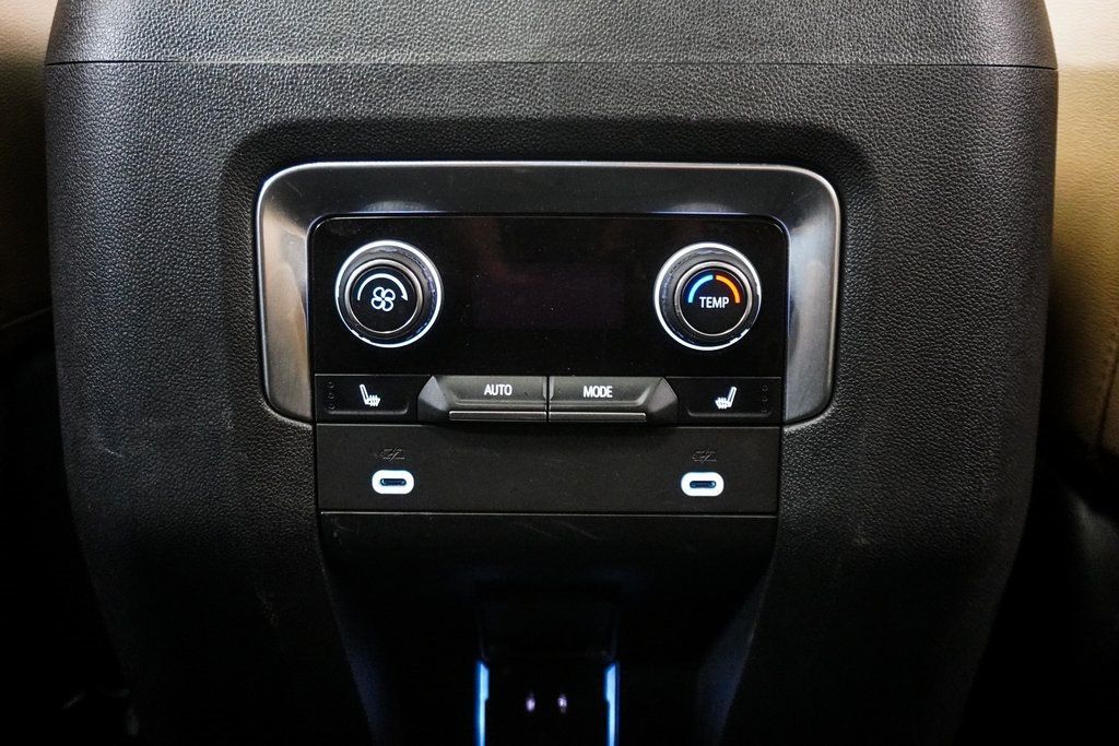 2021 Chevrolet Tahoe Premier photo 22