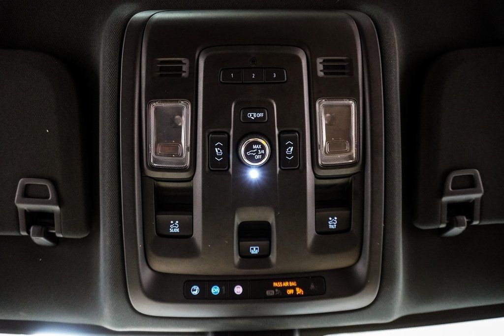 2021 Chevrolet Tahoe Premier photo 40