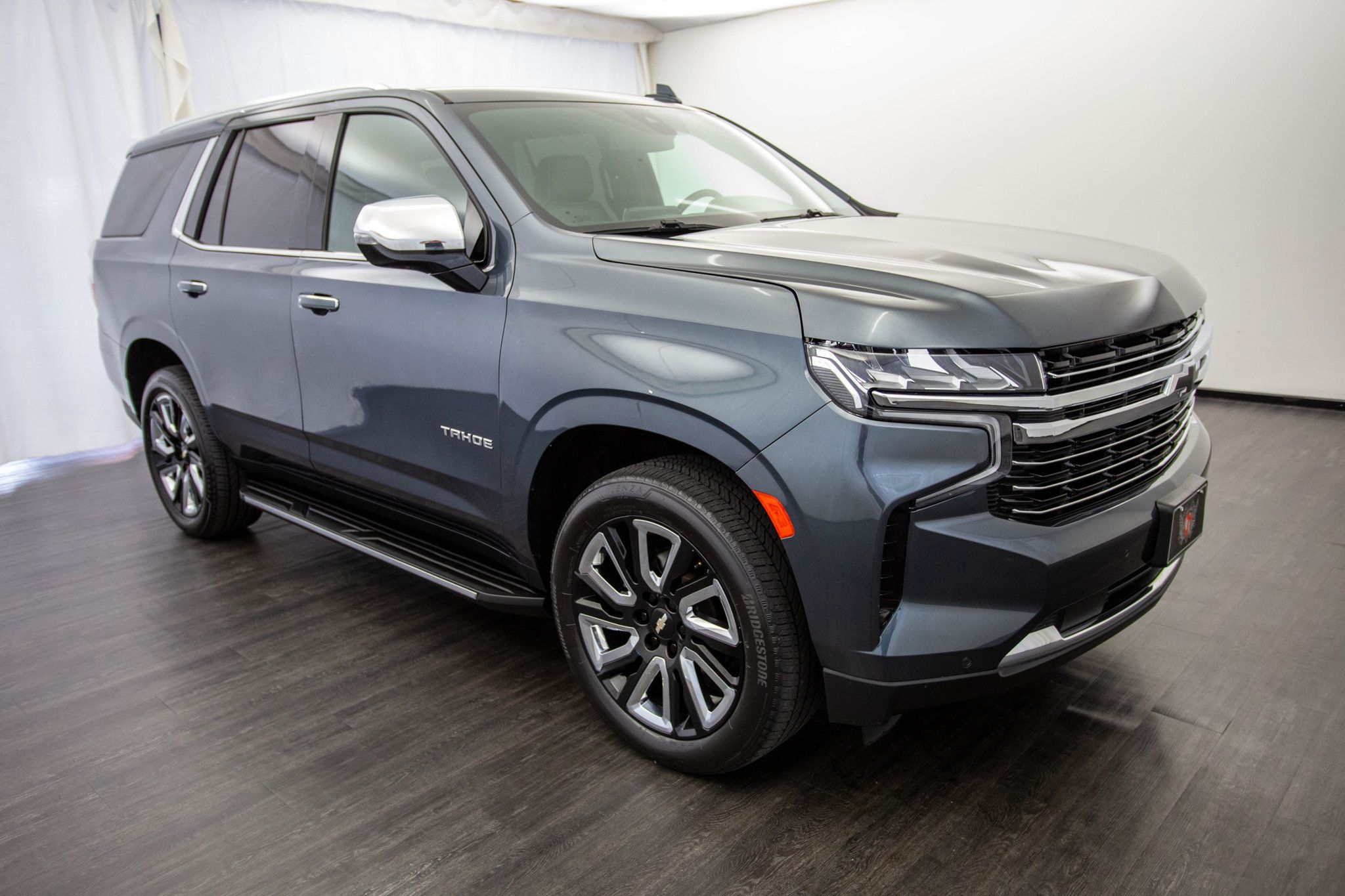 2021 Chevrolet Tahoe Premier photo 3