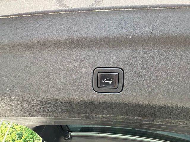 2021 Chevrolet Tahoe 4WD 4dr Z71 - 23052940 - 13
