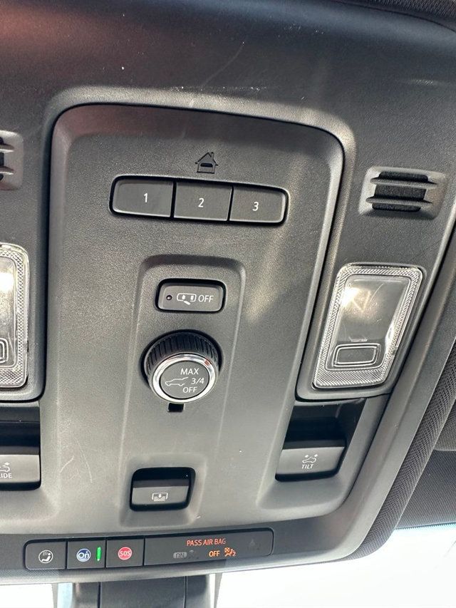 2021 Chevrolet Tahoe 4WD 4dr Z71 - 23052940 - 22