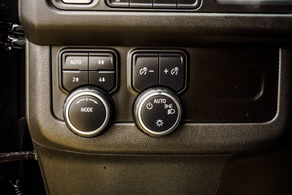 Chevrolet Tahoe photo 32