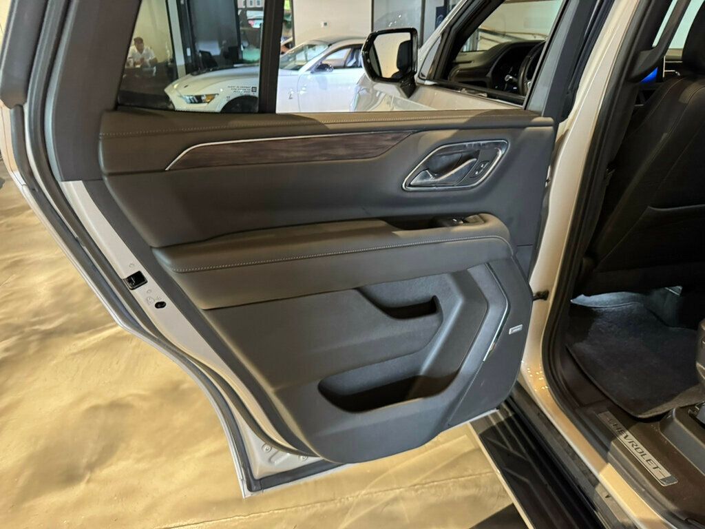 2021 Chevrolet Tahoe LT photo 12