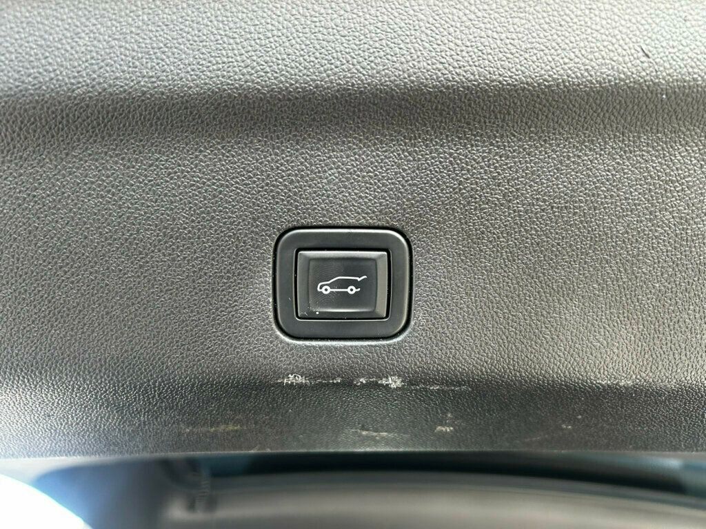 2021 Chevrolet Tahoe LocalTrade/HighCountryDeluxe/4WD/RearDVD/AdaptiveCruiseControl - 22939950 - 16