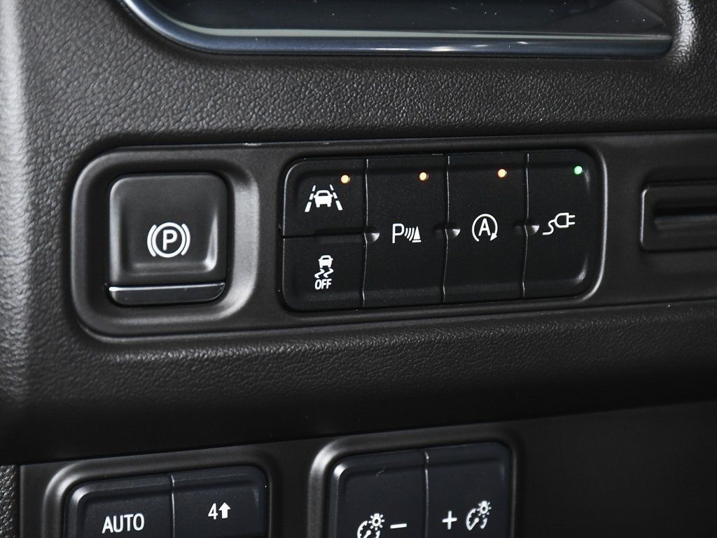2021 Chevrolet Tahoe LT photo 18