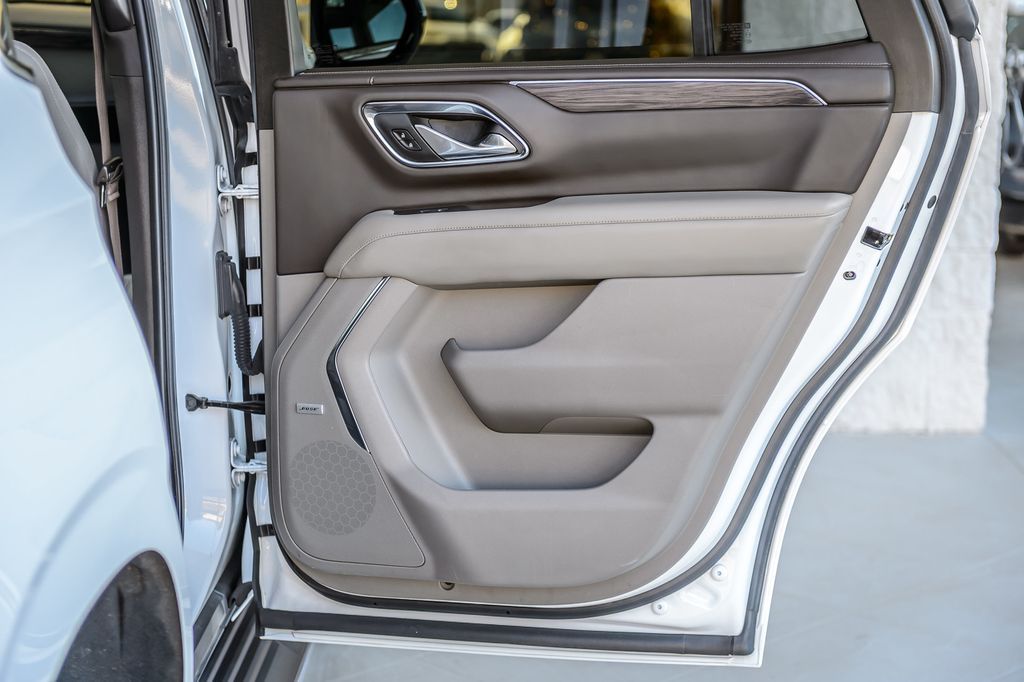 2021 Chevrolet Tahoe TAHOE LT - LEATHER - BACKUP CAM - THIRD ROW - BEAUTIFUL - 22959773 - 52