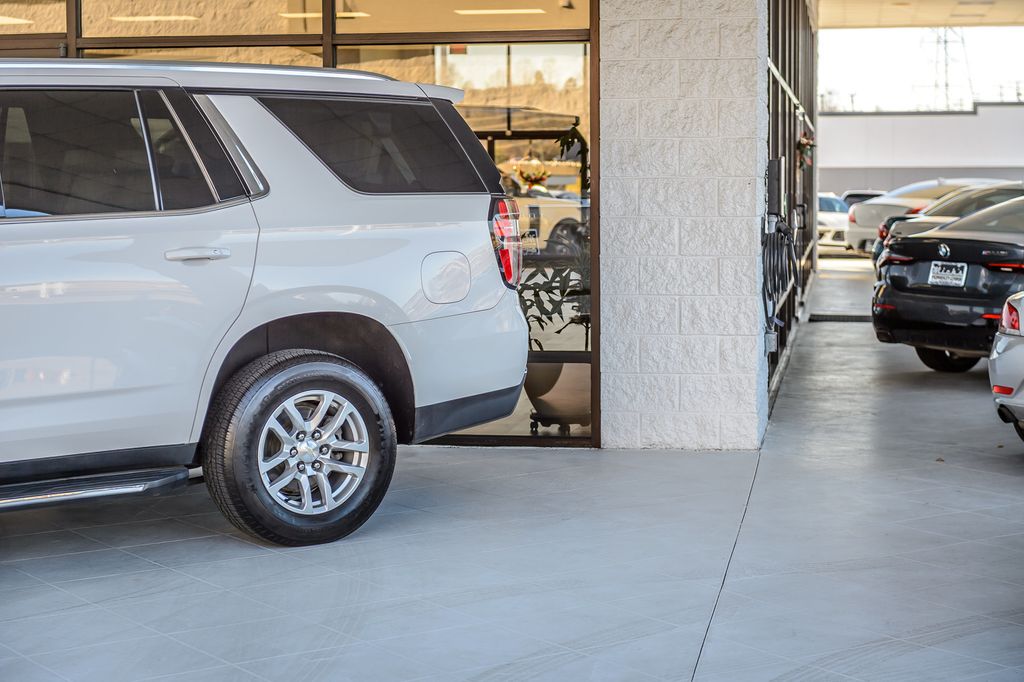 2021 Chevrolet Tahoe TAHOE LT - LEATHER - BACKUP CAM - THIRD ROW - BEAUTIFUL - 22959773 - 56