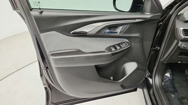 2021 Chevrolet Trailblazer 4dr LT with Convenience & Driver Confidence Packages - 22942584 - 9