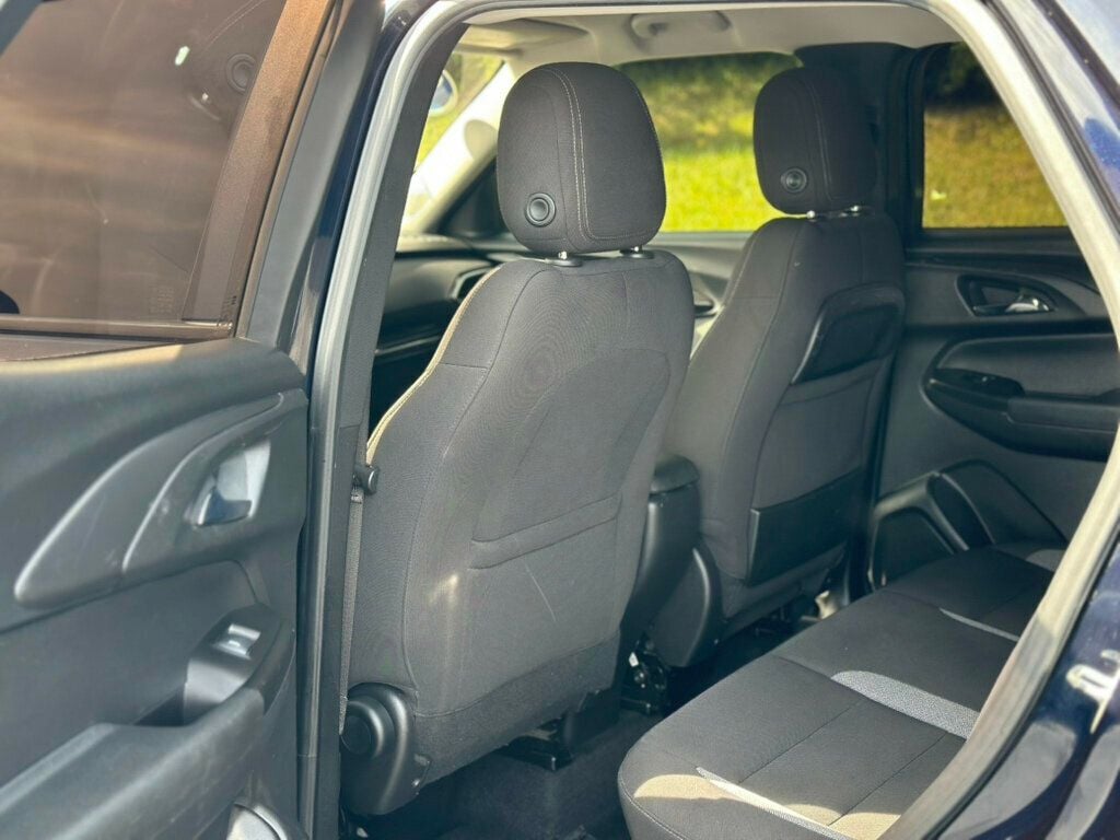 2021 Chevrolet Trailblazer LS photo 16