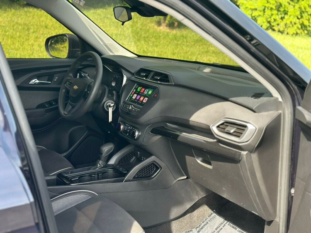 2021 Chevrolet Trailblazer LS photo 21