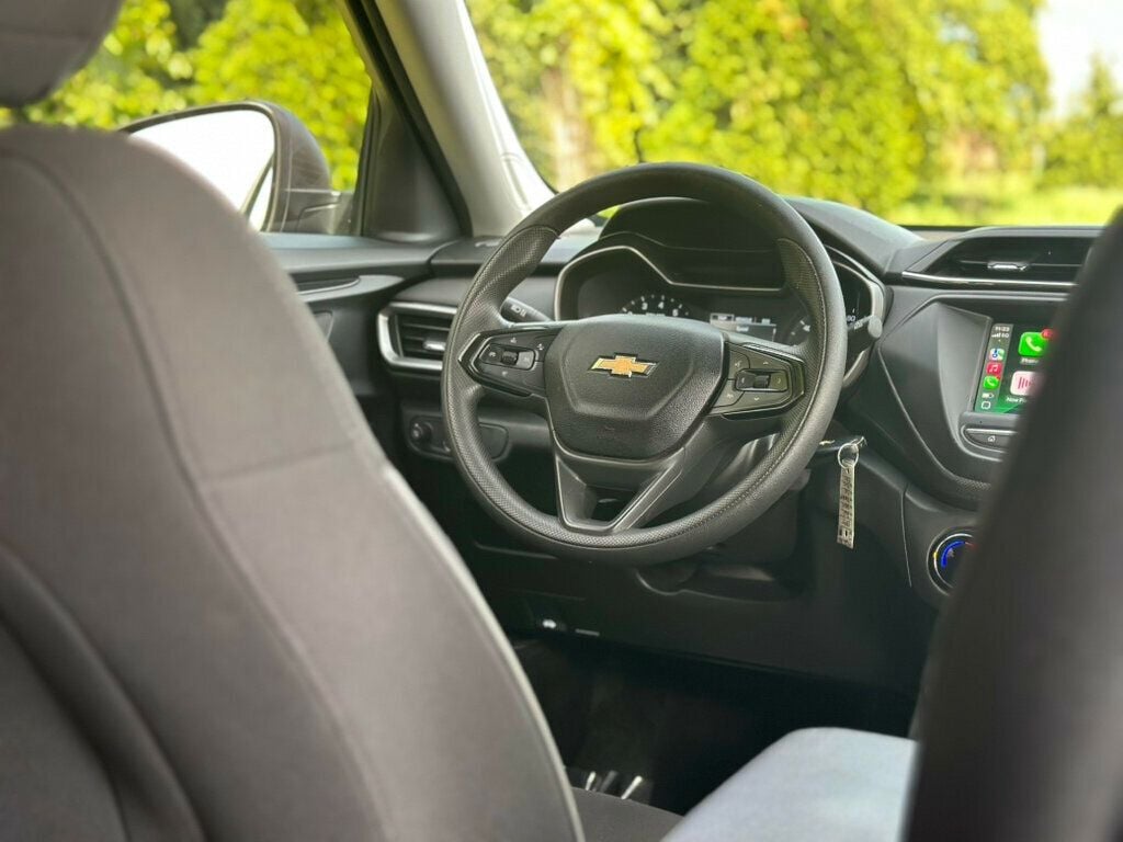 2021 Chevrolet Trailblazer LS photo 23