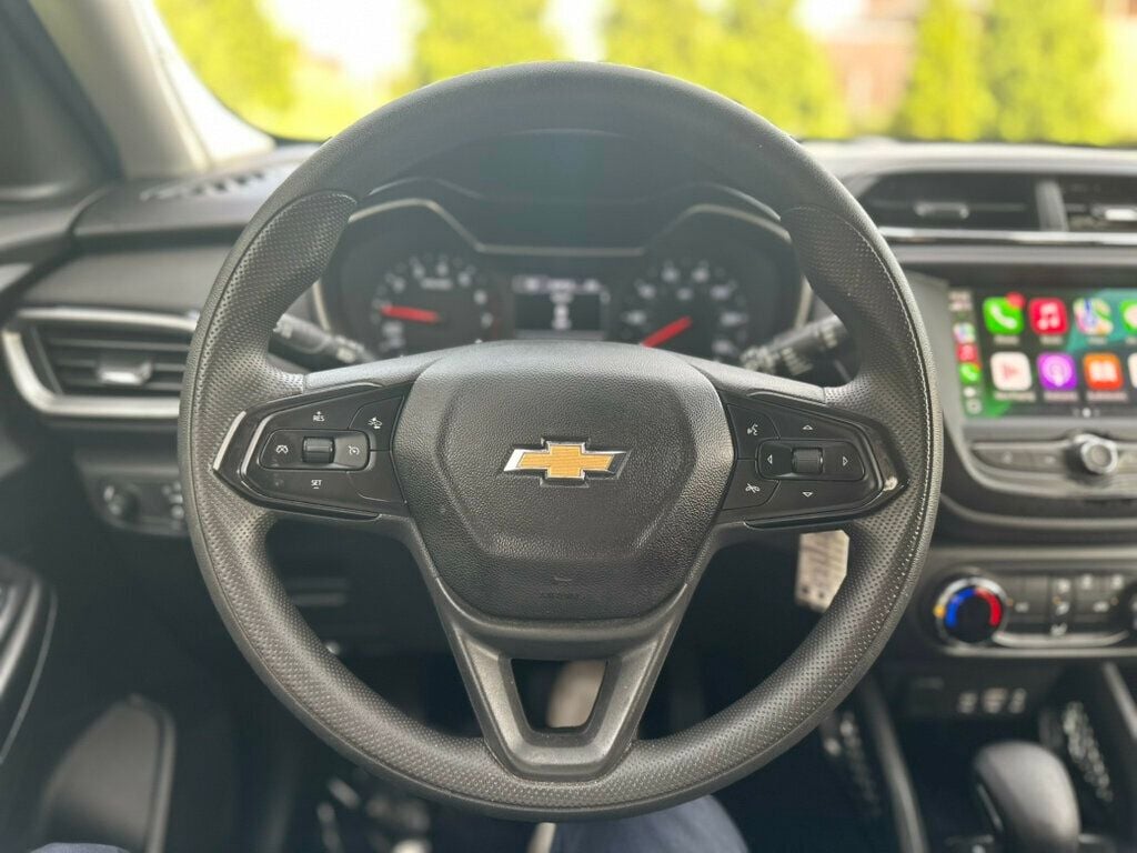 2021 Chevrolet Trailblazer LS photo 24