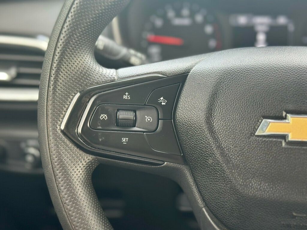 2021 Chevrolet Trailblazer LS photo 25