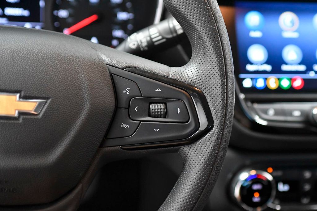 2021 Chevrolet Trailblazer FWD 4dr LT - 22170758 - 21