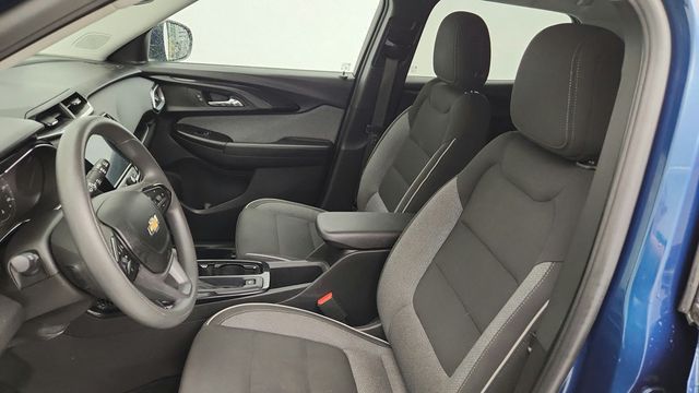 2021 Chevrolet Trailblazer FWD 4dr LT w/ Driver Confidence Package & Convenience Package - 23044538 - 19