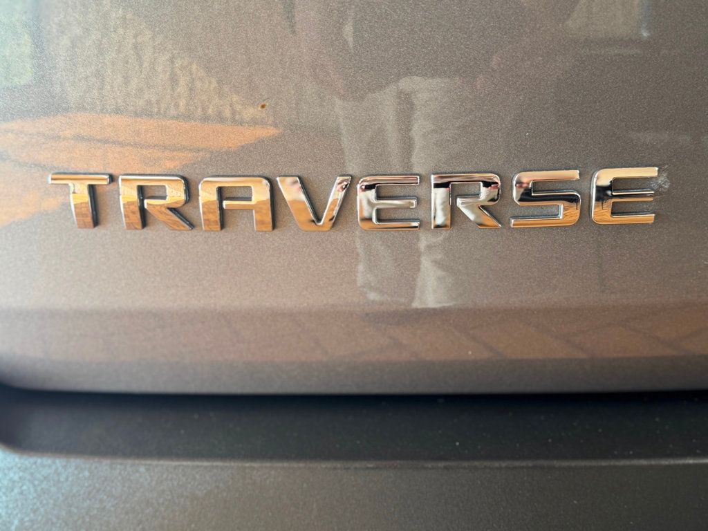 2021 Chevrolet Traverse FWD 4dr LS w/1LS - 22897913 - 11