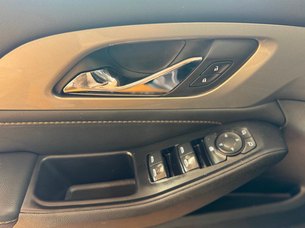 2021 Chevrolet Traverse FWD 4dr LS w/1LS - 22897913 - 21