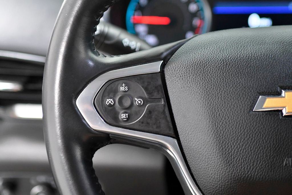 2021 Chevrolet Traverse FWD 4dr LT Cloth w/1LT - 22171315 - 21