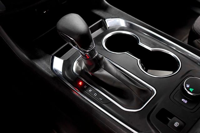 2021 Chevrolet Traverse FWD 4dr LT Cloth w/1LT - 22171315 - 25