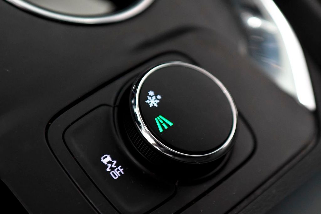 2021 Chevrolet Traverse FWD 4dr LT Cloth w/1LT - 22171315 - 26