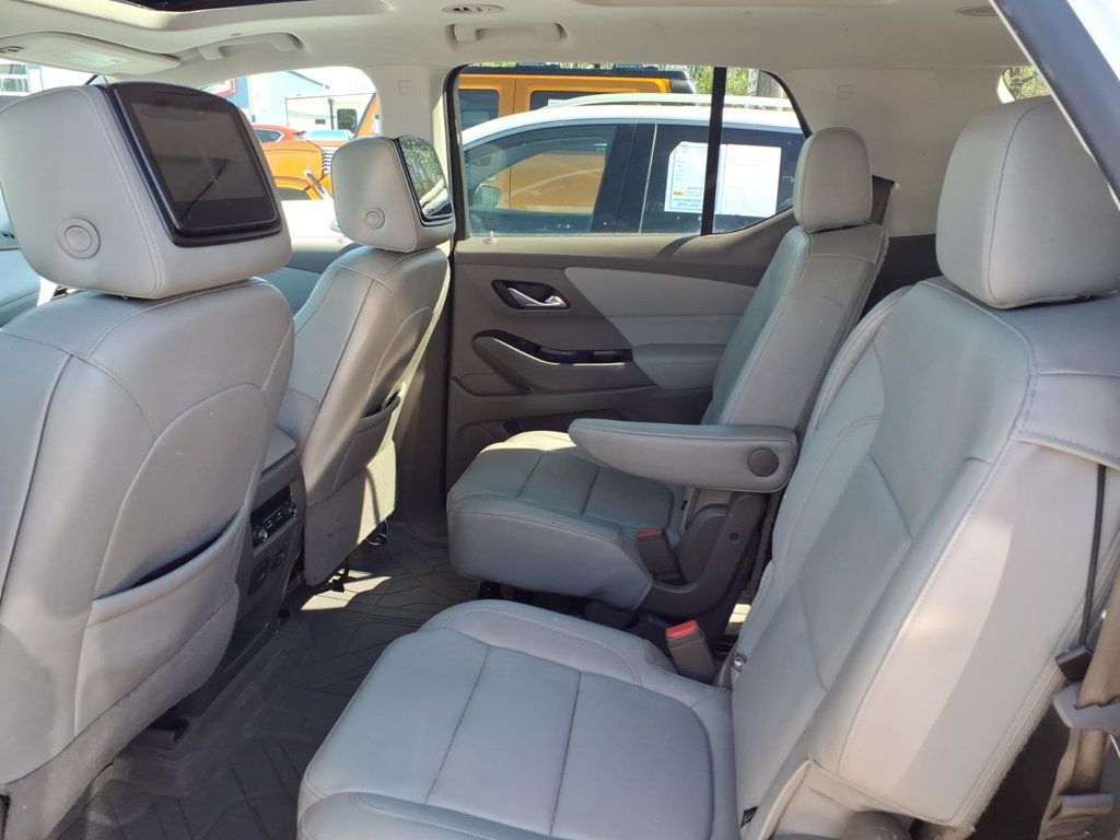 2021 Chevrolet Traverse FWD 4dr LT Leather - 23001664 - 17