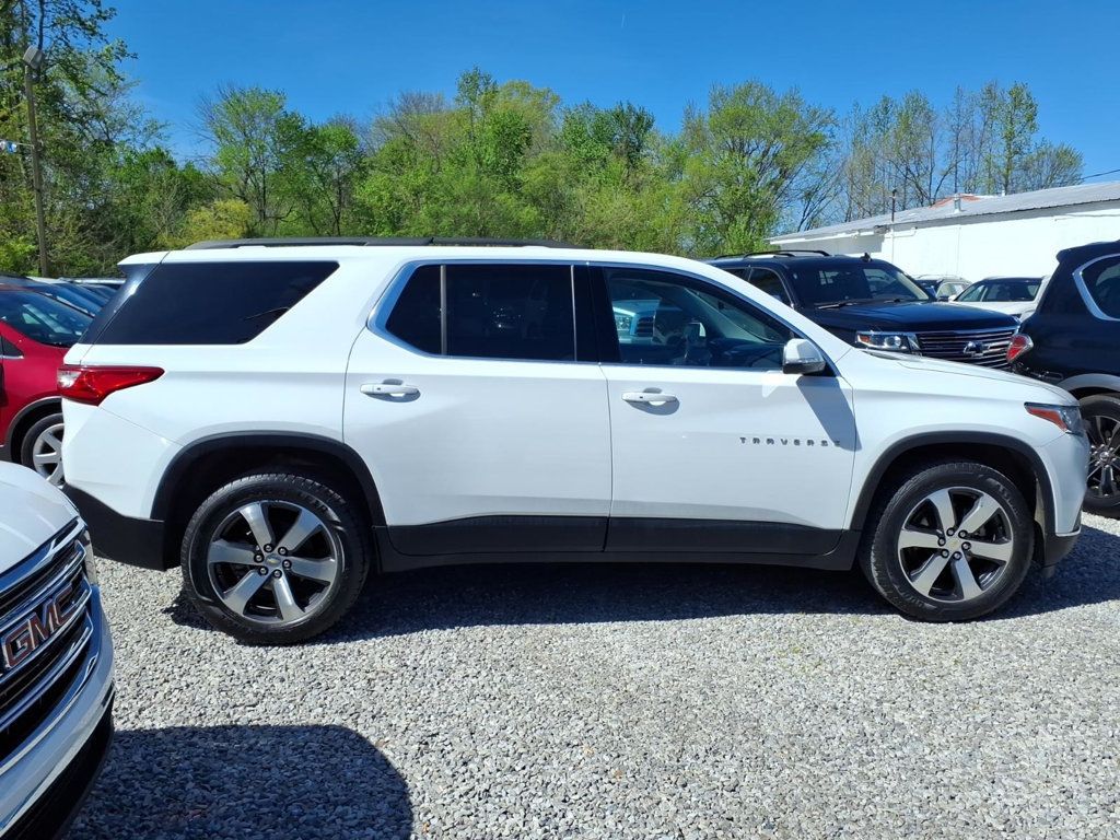 2021 Chevrolet Traverse FWD 4dr LT Leather - 23001664 - 1