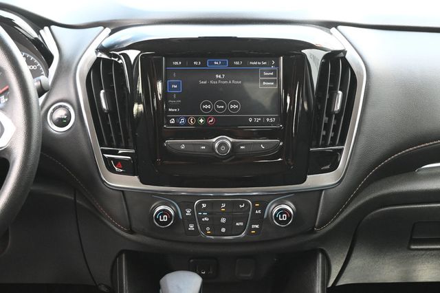 2021 Chevrolet Traverse LS - 23049277 - 13