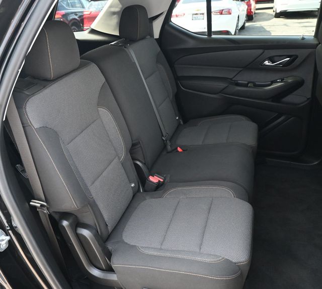 2021 Chevrolet Traverse LS - 23049277 - 20