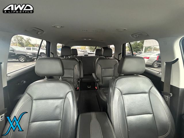 2021 Chevrolet Traverse Premier Sport Utility 4D - 23101267 - 28